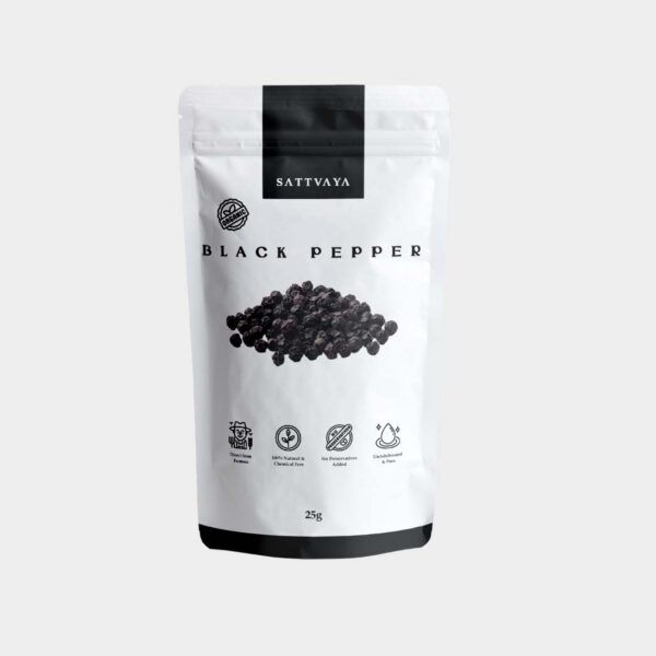 Black Pepper (Kali Mirch) – Perfectly sun-dried and full of heat